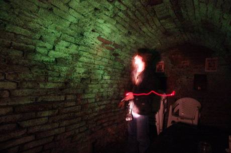 Svtlkovn willemitu v jihlavskm podzem (4. jna 2009)