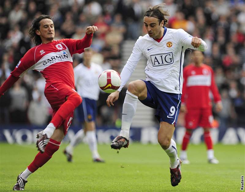 Middlesbrough - Manchester United: Sanli (vlevo) a Berbatov
