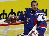 Slovenský branká Jaroslav Halák po jednom z inkasovaných gól