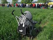 Taktické cviení jihomoravského integrovaného záchranného systému - fingovaná nehoda autobusu, který se srazil s cisternou. Uskutenilo se 7. kvtna dopoledne nedaleko Boitova.