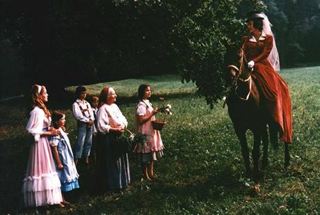 Takhle vypadá tradiní Babika ve filmové verzi z roku 1971.