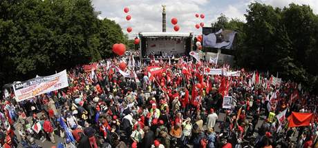 Demonstrace v Berlín kvli finanní krizi