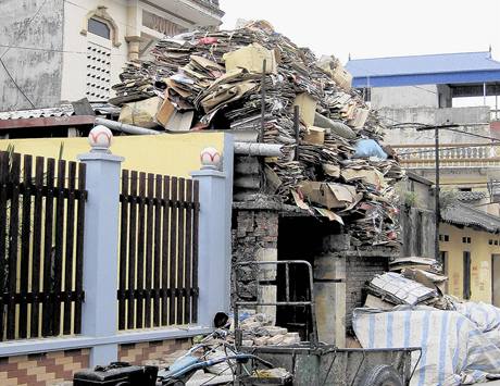 Obec Dao Xa se iv recyklac papru a plast. 