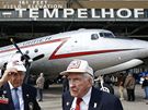 Oslavy výroí konce berlínské blokády na letiti Tempelhof - bývalí letci (12. kvtna 2009)