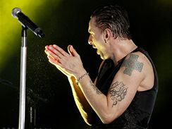 Depeche Mode na e Tour Of The Universe k albu  Sounds Of The Universe