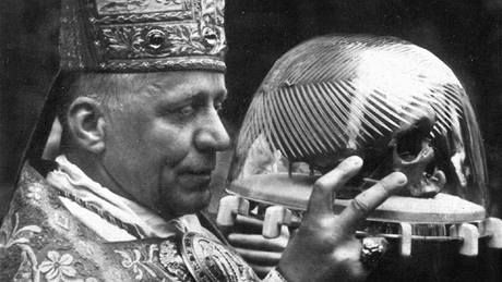 Kardinál Josef Beran je jako jediný ech pochován v bazilice sv. Petra ve Vatikánu.