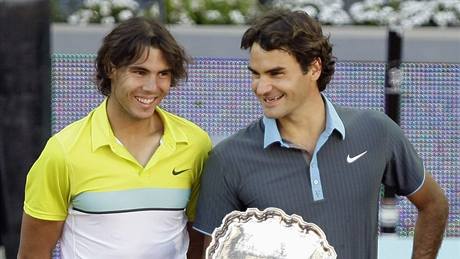 Rafael Nadal a vítz madridského turnaje Roger Federer