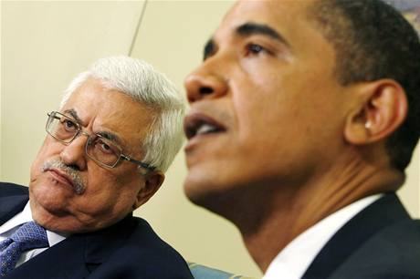 Americk prezident Barack Obama se v Blm dom setkal se fem palestinsk samosprvy Mahmdem Abbsem (29. kvtna 2009)