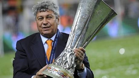 Mircea Lucescu, trenér �achtaru Don�ck
