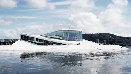 Budova Norské národní opery a baletu v Oslu od ateliéru Snohetta
