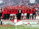 Fotbalisté Slavie Praha slaví s trofejí pro mistra ligy 2008/2009