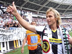 Pavel Nedvd se lou s fanouky Juventusu Turn po poslednm zpase kariry