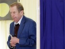 Václav Havel se zúastnil eurovoleb na Základní koly na Norbertov v Praze (5. ervna 2006)