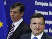 Jos Barroso a Jan Fisher na tiskov konferenci (9. ervna 2009)