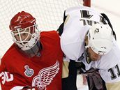 Detroit - Pittsburgh: Chris Osgood a Jordan Staal 