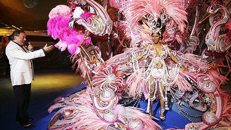 Karnevalová královna Ana Maria Tavarez Mata z ostrova Tenerife
