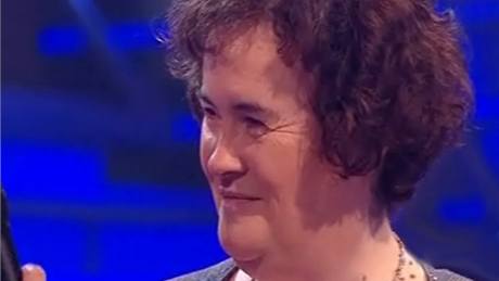 Susan Boyle ve finále talentové soute v Británii