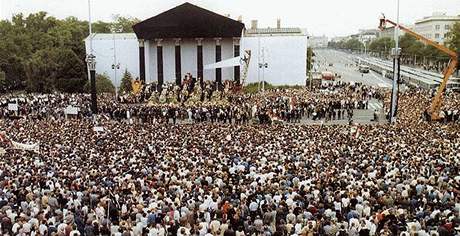 Imre Nagy, poheb. Budape 16. ervna 1989