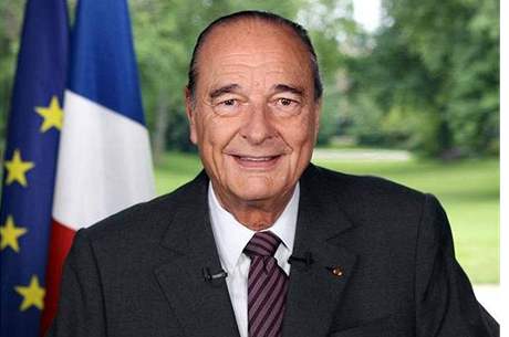 Sedmasedmdesátiletý Chirac se netajil svými románky ani v minulosti.