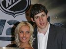 Jevgenij Malkin s pítelkyní pi pedávání cen NHL