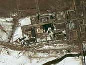 Satelitn snmek jadernho komplexu Jongbjon, kde KLDR zejm obohacuje uran