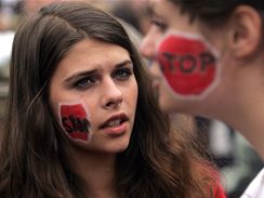 V Praze protestovali studenti proti sttnm maturitm (19.6.2009)