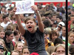 V Praze protestovali studenti proti sttnm maturitm (19.6.2009)
