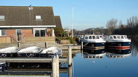 Plavba po holandských grachtech - ráno v lodnici