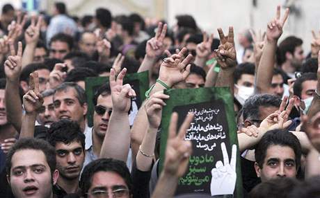 Nokia pomáhá íránskému reimu potlait protesty.