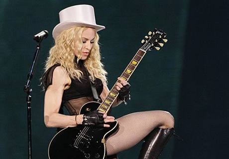 Madonna se svým turné Sticky & Sweet Tour vyrazí na druhé kolo. O eském vystoupení se zatím neví.