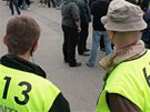 Piblin 150 extremist protestovalo v brnnských Bohunicích proti zadrení deseti neonacist pi policejní razii
