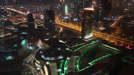 Pohled na Dubaj z 63. patra 
