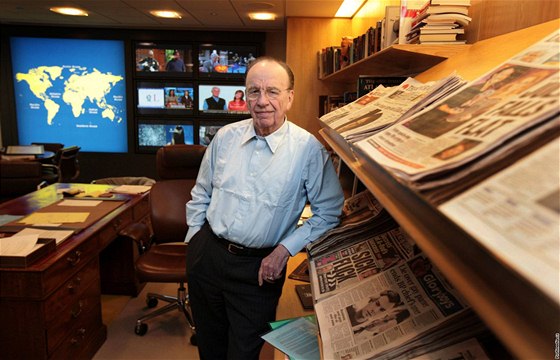 Mediální magnát Rupert Murdoch nechce, aby Google vyhledával lánky z The Wall Street Journal nebo The Sun.