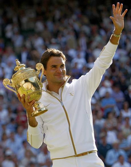 Budou se s trofejí pro �ampiony mazlit i Federerovy dcery?