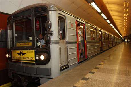 Posledn jzda sovtskho metra v Praze 2. 7. 2009