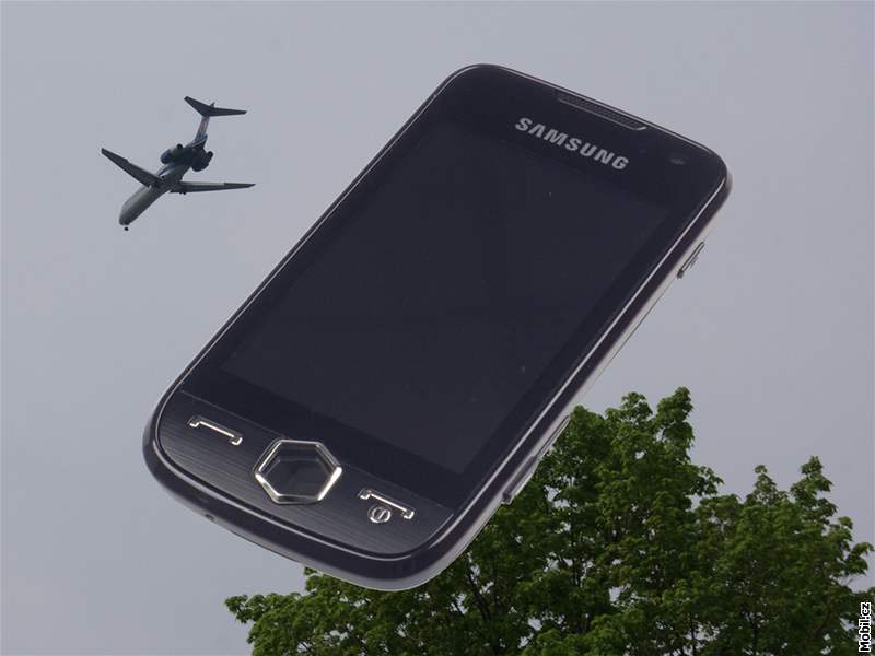 Samsung S8000 Jet