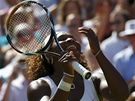 Serena Williamsová se raduje z vítzství ve finále Wimbledonu