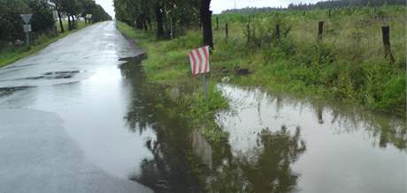 Jarní tání na jiní Morav brzdí poasí, kdy v noci klesají teploty pod bod mrazu. Ilustraní foto