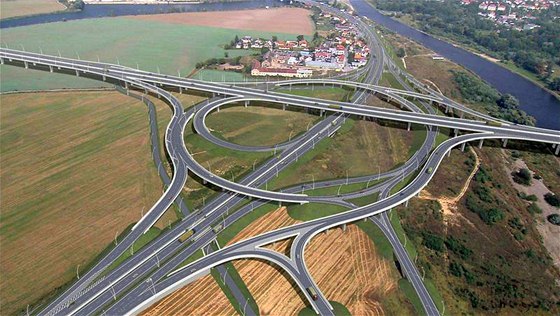 Nejsložitější křižovatka v Česku propojí u Lahovic pražský okruh a silnici do Strakonic.