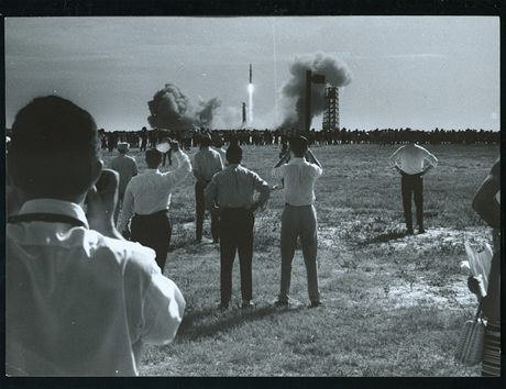 Apollo 11 - 3500 novinářů sleduje start lodi Apollo 11 k Měsíci