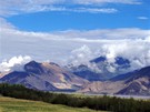 Vysoké nebe, vysoké hory, to je pravý ráj na zemi. Údolí Brahmaputry v Tibetu