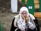 Poheb nov identifikovaných ostatk zabitých muslim v Srebrenici (11. ervence 2009)