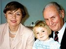 Bettina Lobkowicz s tatínkem a neteí
