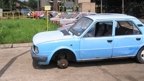 Zpracování autovrak ve spolenosti Metalrot Tlumaov.