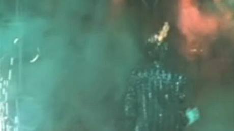 Michael Jackson v plamenech bhem natáení reklamy