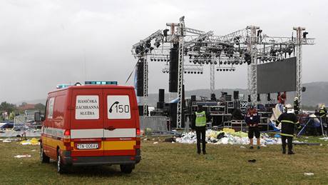 Slovenský festival Pohoda zruila vichice.