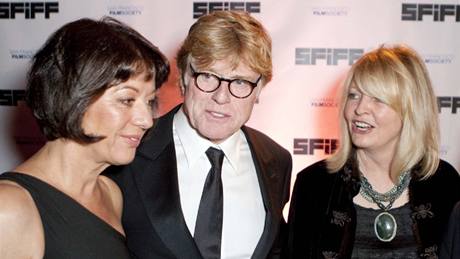 Robert Redford se Sibylle Szaggarsovou (vlevo)