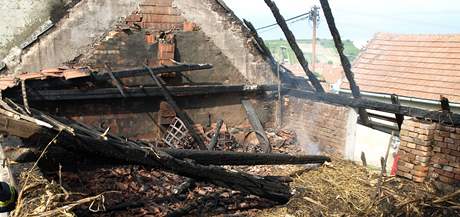 Ohe spálil stechu vinného sklepa v ejkovicích na Hodonínsku