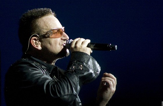 Skupina U2 vystoupila na berlínském Olympiastadion (Bono)