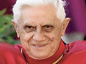 Pape� Benedikt XVI. z téhle kní�ky asi nebude mít radost.